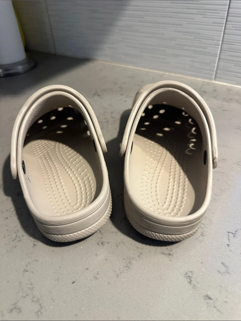 CROCS heel cushioned